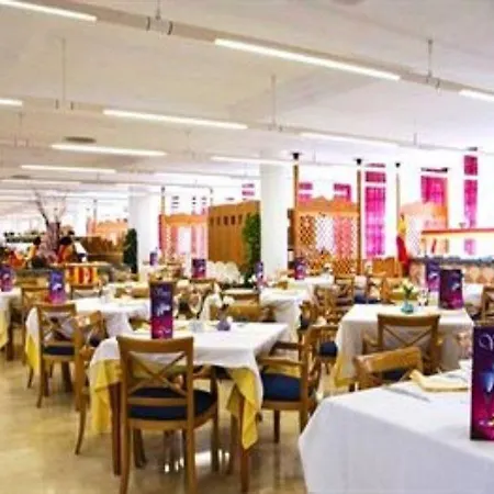Apartahotel Eix Platja Daurada &