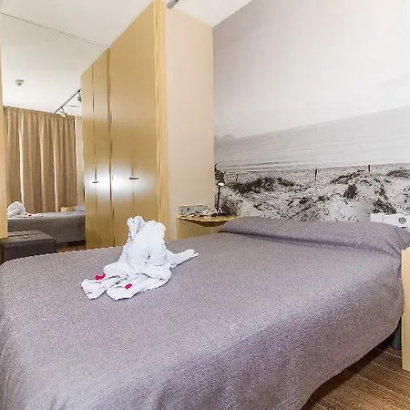 Eix Platja Daurada & 4*